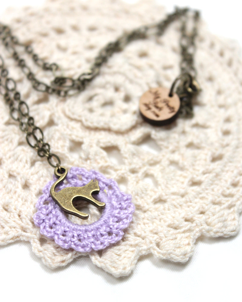 Crochet Circle Necklace in Lilac with a cat charm My Pretty Babi