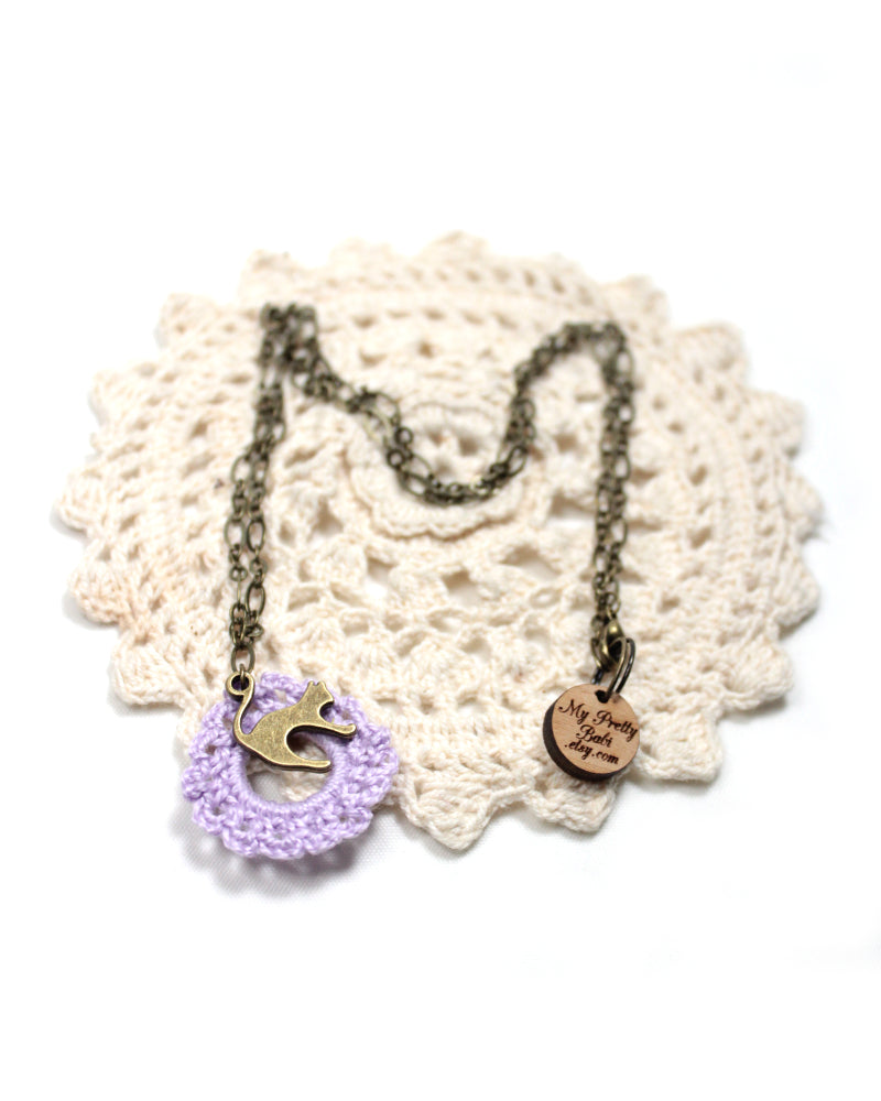 Crochet Circle Necklace in Lilac with a cat charm My Pretty Babi
