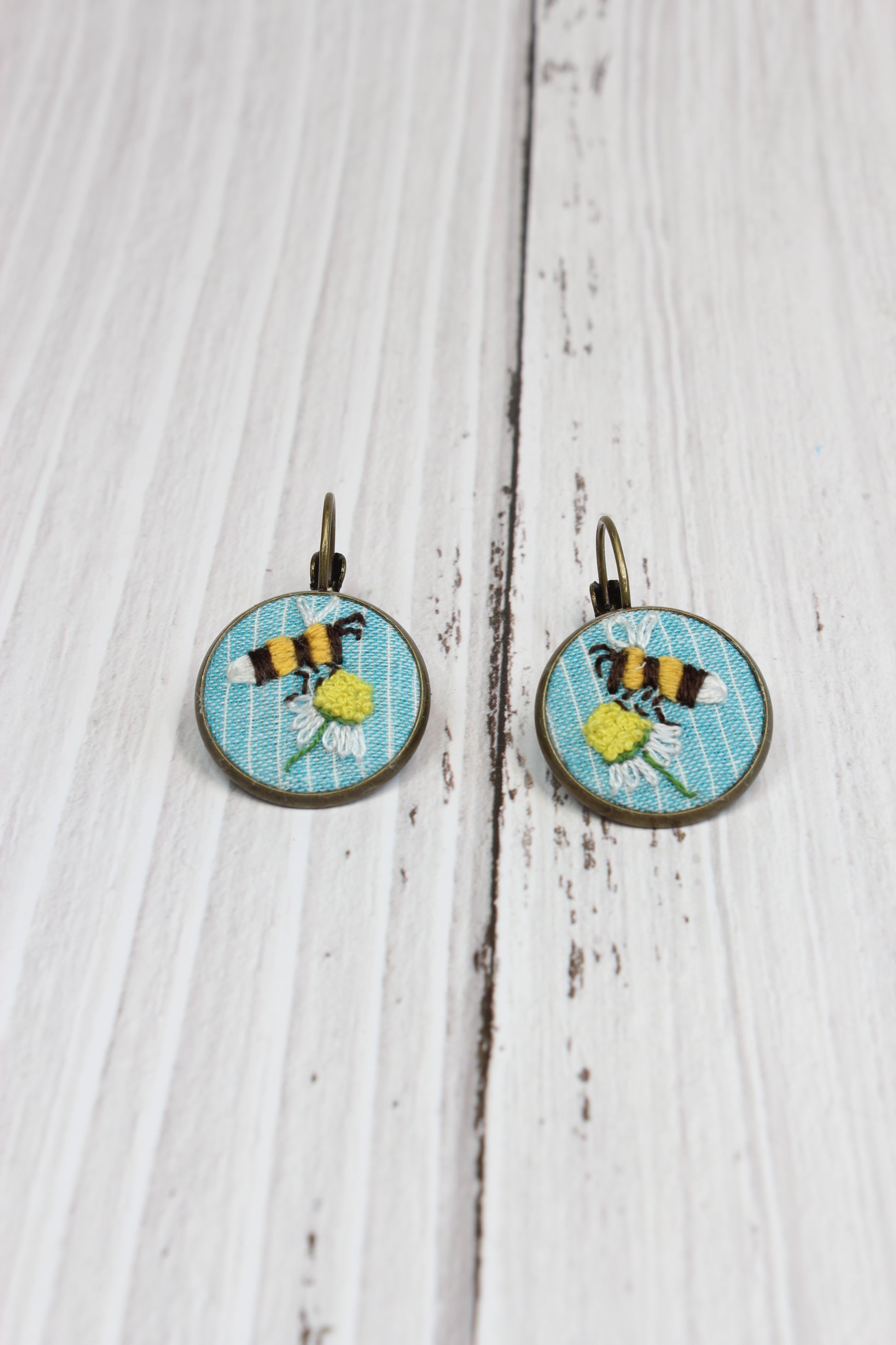 Embroidery Bee & Daisy Earrings