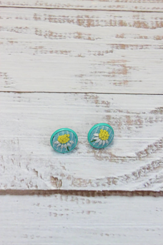 Embroidery Daisy Blue Studs