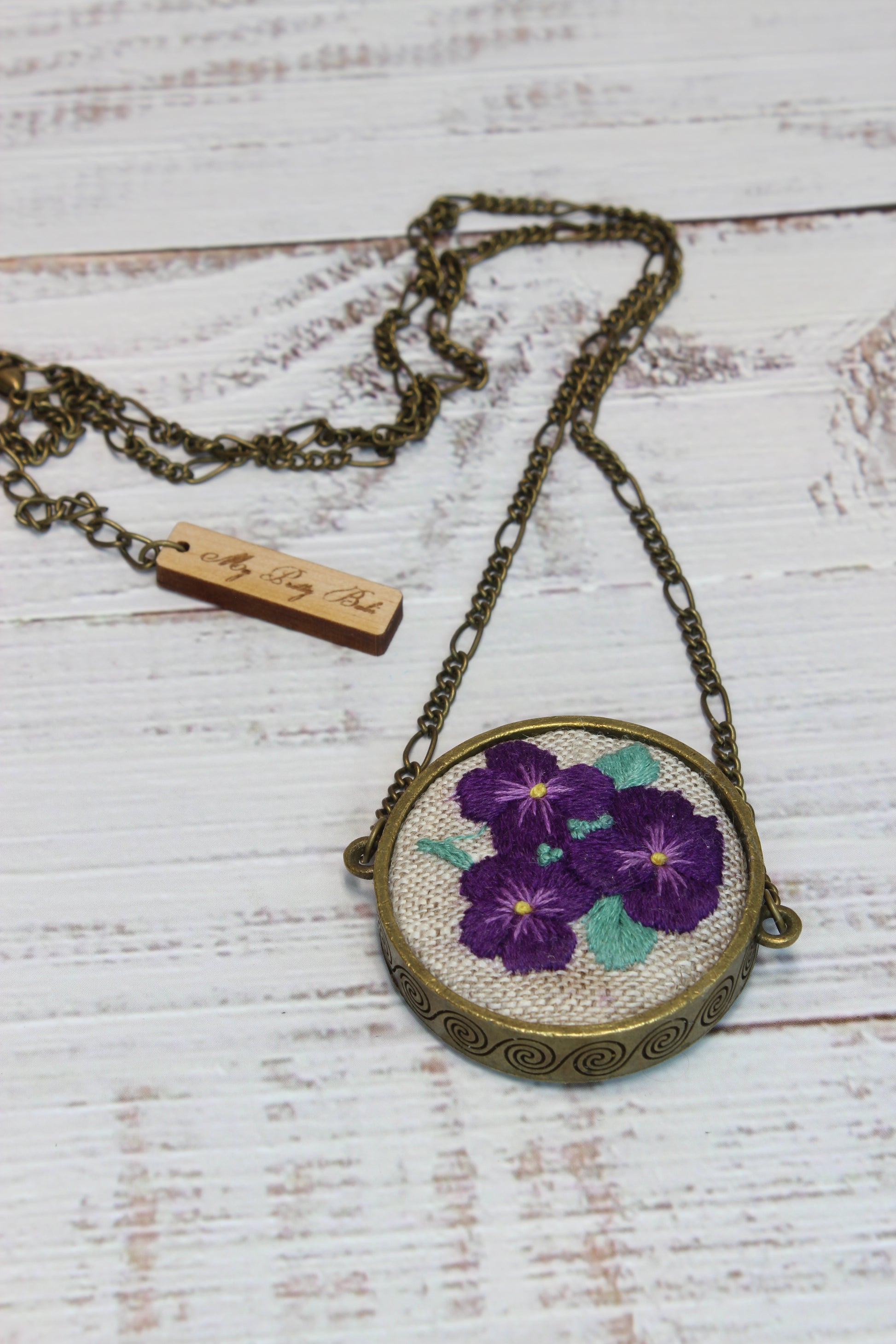 Embroidery Dark Purple Pansies Necklace