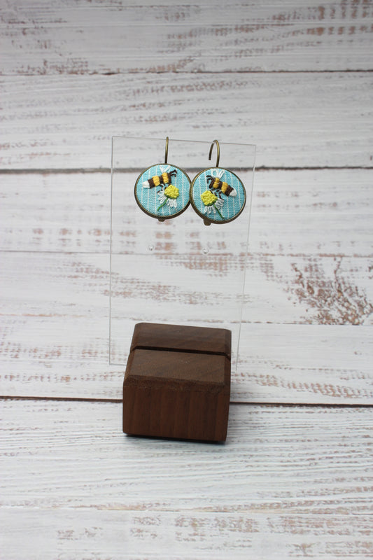 Embroidery Bee & Daisy Earrings