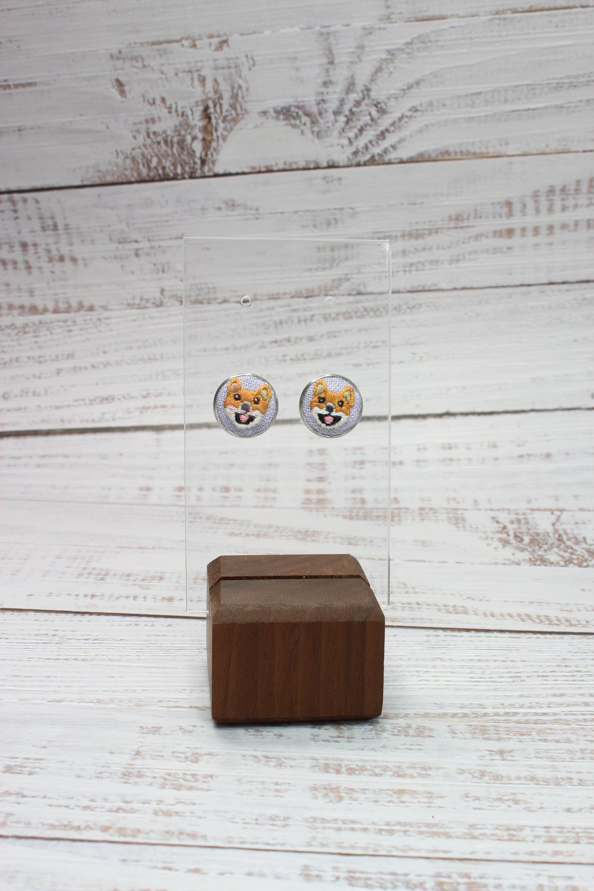 Embroidery Shiba Studs Earrings